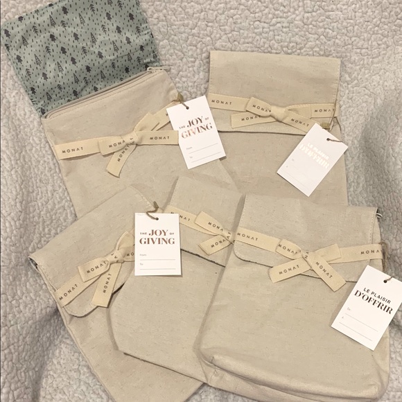 NEW MONAT CHRISTMAS HOLIDAY GIFT BAG LOT x5 - Picture 1 of 2